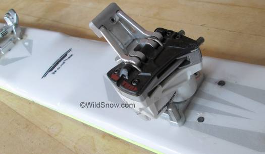 Dynafit Speed Radical heel unit on Maruelli aftermarket center post spindle. Dynafit Speed Radical heel unit on Maruelli aftermarket center post spindle.