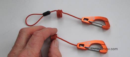 G3 is no stranger to leashes. These have nice thin cable and beefy hooks; I'd like to see a breakaway system as well, perhaps next year. G3 is no stranger to leashes. These have nice thin cable and beefy hooks; I'd like to see an optional breakaway system as well, perhaps next year?