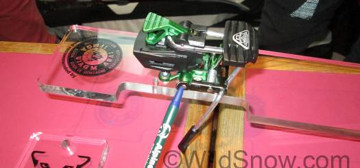 Removing brake is nearly tool-free. You just push in the button and slide it off. Installing requires no tools. Removing brake is nearly tool-free. You just push in the button and slide it off. Installing requires no tools.