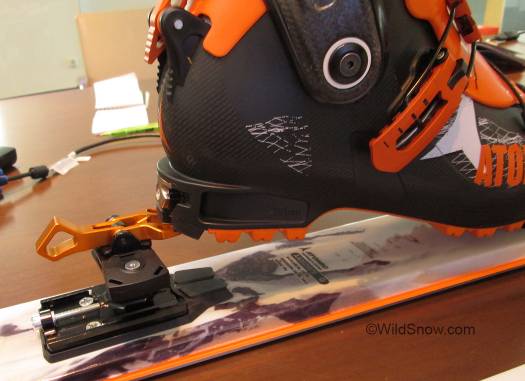 Backland heel in my opinion has more innovation than toe, uses the old style U-spring for both upward and side release. Backland heel in my opinion has more innovation than toe, uses the old style U-spring for both upward and side release.