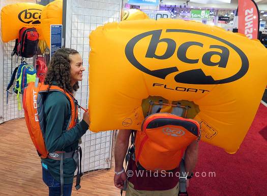 Look hip on the lift with the slim 8L Float pack. Float 22L is the medium version. Packs are available without the Float system so BCA users can transfer the airbag from another Float-enabled pack. Float 8 weighs 1,230g pack only; 2,540 with airbag system and full cylinder. Float 22 weighs 1,350g pack only; 2,660g with entire system including full cylinder. In stores fall 2015 Look hip on the lift with the slim 8L Float pack. Float 22L is the medium version. Packs are available without the Float system so BCA users can transfer the airbag from another Float-enabled pack. Float 8 weighs 1,230g pack only; 2,540 with airbag system and full cylinder. Float 22 weighs 1,350g pack only; 2,660g with entire system including full cylinder. In stores fall 2015