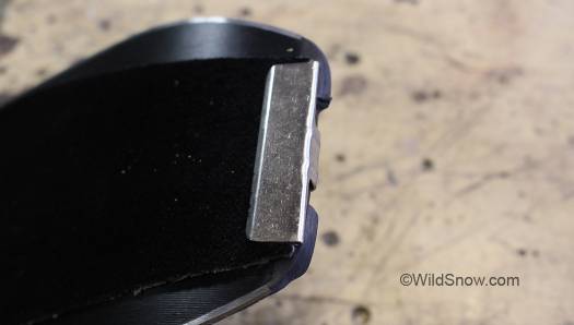 Shark Tailhook from Contour installed on climbing skin. Takes all of 5 minutes. Shark Tailhook from Contour installed on climbing skin. Takes all of 5 minutes.