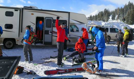 Our tailgate party machine, a lumbering Winnebago behemoth with large hydraulic pop out sides and a roaring heater. Our tailgate party machine, a lumbering Winnebago behemoth with large hydraulic pop out sides and a roaring heater.