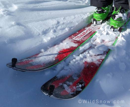 Big Jordan White likes big skis. He's 6'4", 215 lbs., and Hokkaido, 142-118-131, 2200g fit him just fine. Big Jordan White likes big skis. He's 6'4", 215 lbs., and Hokkaido, 142-118-131, 2200g fit him just fine.