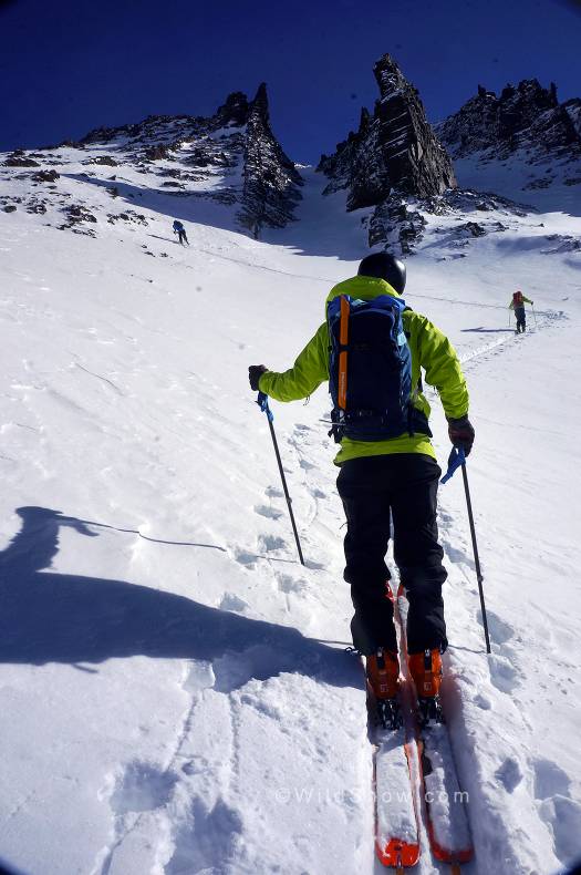 Glen utilizing a trimmed down version of the Snowdrifter 40L - removed lid, and frame sheet. Definitely a recommended pack! Glen utilizing a trimmed down version of the Snowdrifter 40L - removed lid, and frame sheet. Definitely a recommended pack!