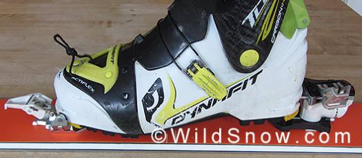 Dynafit Speed Radical backcountry skiing binding, 2012/13 model. Dynafit Speed Radical backcountry skiing binding, 2012/13 model.