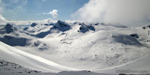 On our last highpoint of the day, Jotunheimen peaks marched before us like an army of giant trolls, which apparently they might actually be. On our last highpoint of the day, Jotunheimen peaks marched before us like an army of giant trolls, which apparently they might actually be.