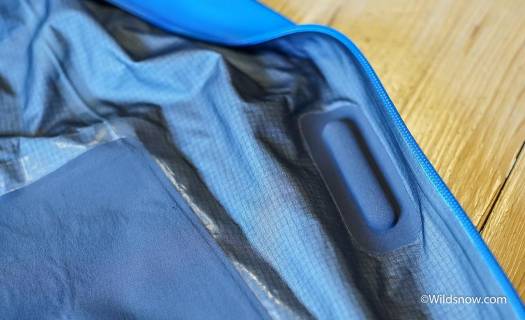 I've never felt like Recco detectors are very useful (except as body-finders). However, the BD bibs incorporate them, and they are cleanly integrated into the garment. I've never felt like Recco detectors are very useful (except as body-finders). However, the BD bibs incorporate them, and they are cleanly integrated into the garment.