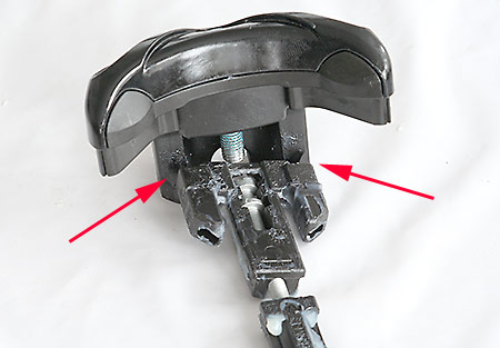 One thing that made the Titanal so light was how Fritschi minimized and built the toe release mechanism into a small area under the toe wings. As the wings rotate, they push a shouder against a spring loaded piston hidden in the binding rail/plate, in turn allowing side release. Details of this can be seen in our Fritschi parts breakdown. (Toe unit shown above is from late model Fritschi). One thing that made the Titanal so light was how Fritschi minimized and built the toe release mechanism into a small area under the toe wings. As the wings rotate, they push a shouder against a spring loaded piston hidden in the binding rail/plate, in turn allowing side release. Details of this can be seen in our Fritschi parts breakdown. (Toe unit shown above is from late model Fritschi).