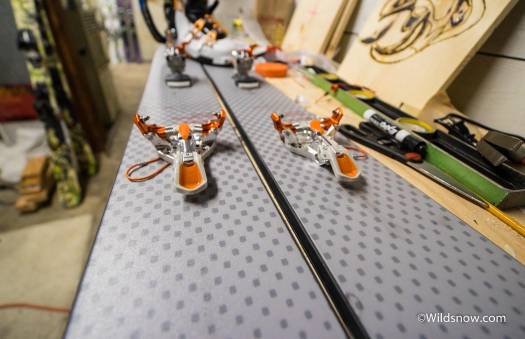 The G3 ION bindings lost in the carbon sea of the Spoons. 