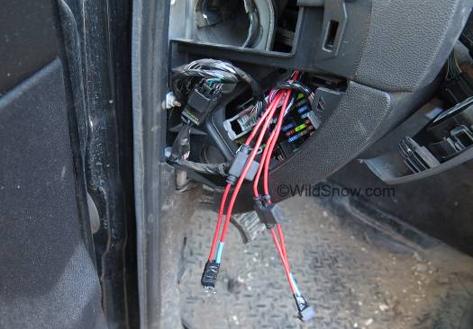 Routing the wiring. Routing the wiring.