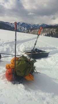 We took a break at the Van Horn Saddle, before switching off sled-pulling duties for the last stretch. We took a break at the Van Horn Saddle, before switching off sled-pulling duties for the last stretch.