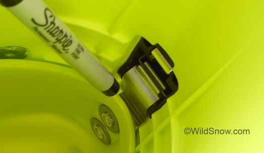Inside view of the lean lock. Inside view of the lean lock.