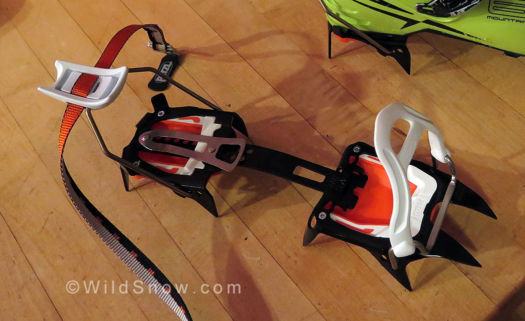 Irvis comes with two toe pieces. The plastic one shown here is for boots without front Irvis comes with two toe pieces. The plastic one shown here is for boots without front rims.