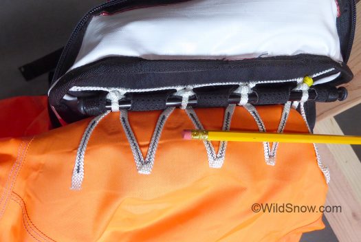 Rod lace system attaching balloon and fan to the pack. Rod lace system attaching balloon and fan to the pack.