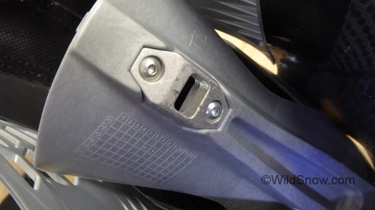 Ultralock 3.0 uses same interior aluminum plate as ver 2.0, you can flip this for more or less forward lean by a few degrees. Ultralock 3.0 uses same interior aluminum plate as ver 2.0, you can flip this for more or less forward lean by a few degrees.