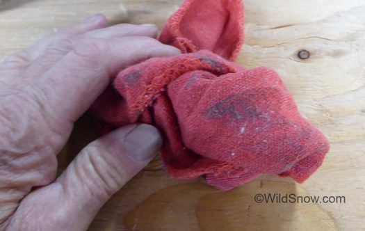 The skins appeared clean, but obviously had some residue from who knows what, as well as invisible dust. The skins appeared clean, but obviously had some residue from who knows what, as well as invisible dust.