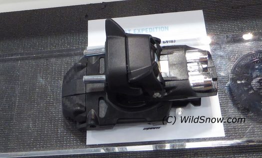 TLT Speed heel unit, has flip lifters, with a nice 'heel flat on ski' mode along with standard angles for the skin track. TLT Speed heel unit, has flip lifters, with a nice 'heel flat on ski' mode along with standard angles for the skin track.