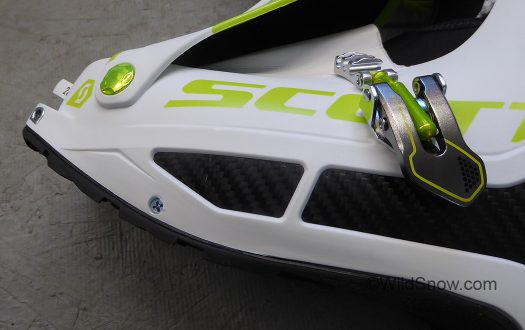 Carbon rigidity is important at the toe box. Carbon rigidity is important at the toe box.