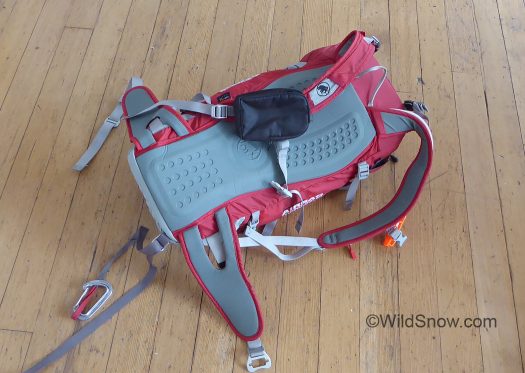 From the back, in my opinion the Light 30 is over designed. From the back, in my opinion the Light 30 is over designed.