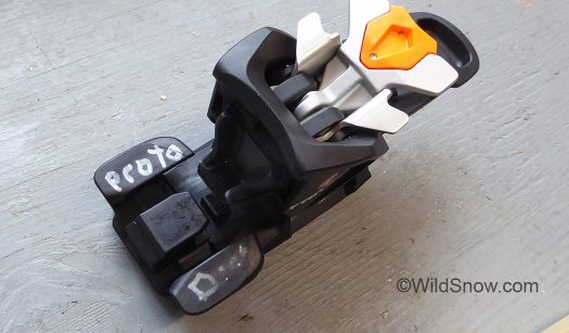 Sans brake arms, re-attach the heel pad to the heel unit, this step is intuitive. Sans brake arms, re-attach the heel pad to the heel unit, this step is intuitive.