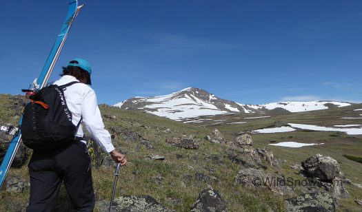 Our possible goal for the day was actually James Peak, on horizon in this photo. Our possible goal for the day was actually James Peak, on horizon in this photo.