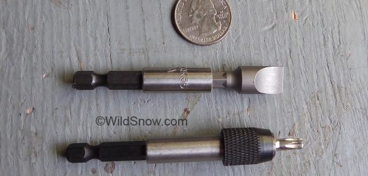 Quarter inch insert bit holders, magnetic at top, collar style below. Quarter inch insert bit holders, magnetic at top, collar style below.