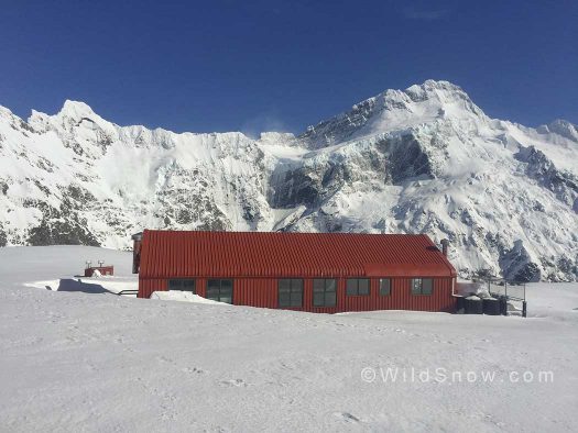 The 5th Mueller Hut, built in 2003. Don't ask what happened to the other four (it rhymes with blavalanche). The 5th Mueller Hut, built in 2003. Don't ask what happened to the other four (it rhymes with blavalanche).