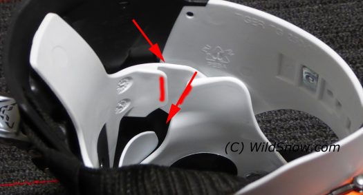 Cuff stop in Hoji boot moves up and down. Cuff stop in Hoji boot moves up and down.