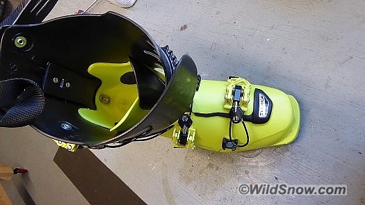 Overlap cuff isn't a new concept, but some things just work when done well, that's the case here. Overlap cuff isn't a new concept, but some things just work when done well, that's the case here.