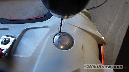First step with the exterior drilling method. First step with the exterior drilling method.