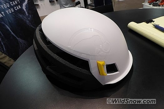 Mammut MIPS climbing helmet, beautiful. Mammut MIPS climbing helmet, beautiful.