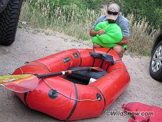 Alpacka rafts are inflated using a simple and ingenious inflation bag, which acts as a high-volume air pump and weighs a mere 3 ounces. Alpacka rafts are inflated using a simple and ingenious inflation bag, which acts as a high-volume air pump and weighs a mere 3 ounces.
