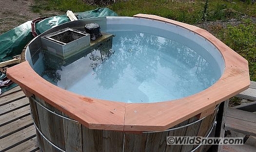 Getting the radius correct was a challenge as the tub isn't perfectly round. Getting the radius correct was a challenge as the tub isn't perfectly round.