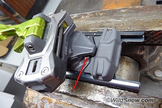 ZED with rotation lock engaged. ZED with rotation lock engaged.