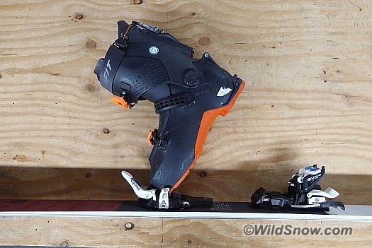 Hoji boot, due to Speed Nose and location of toe tech fittings, is blocked from full range of motion. Hoji boot, due to Speed Nose and location of toe tech fittings, is blocked from full range of motion.
