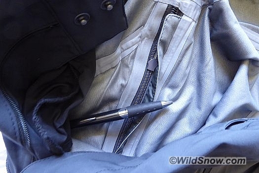 Thigh vents, inside, weather flapped.