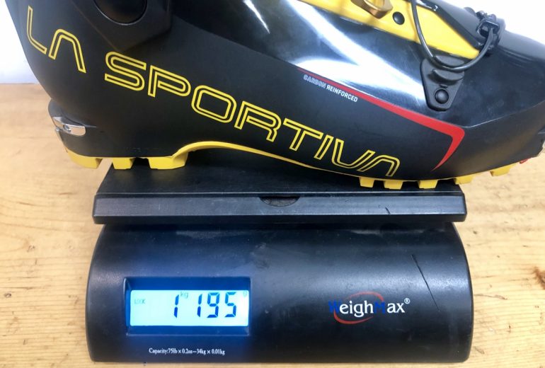 Our confirmed weight came in a little higher than Sportiva's declared 1000 g. for a 27 shell.