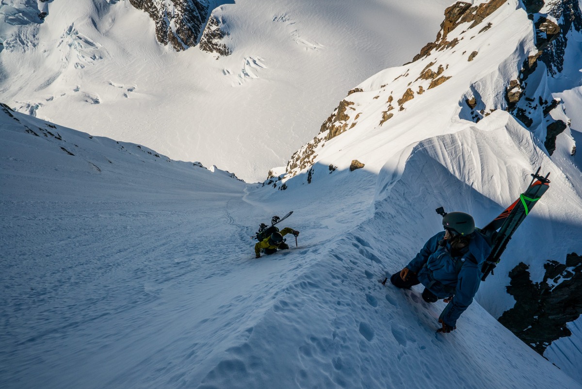 COdy townsend climbing Pontoon peak for the Fifty ProjectPontoon Peak