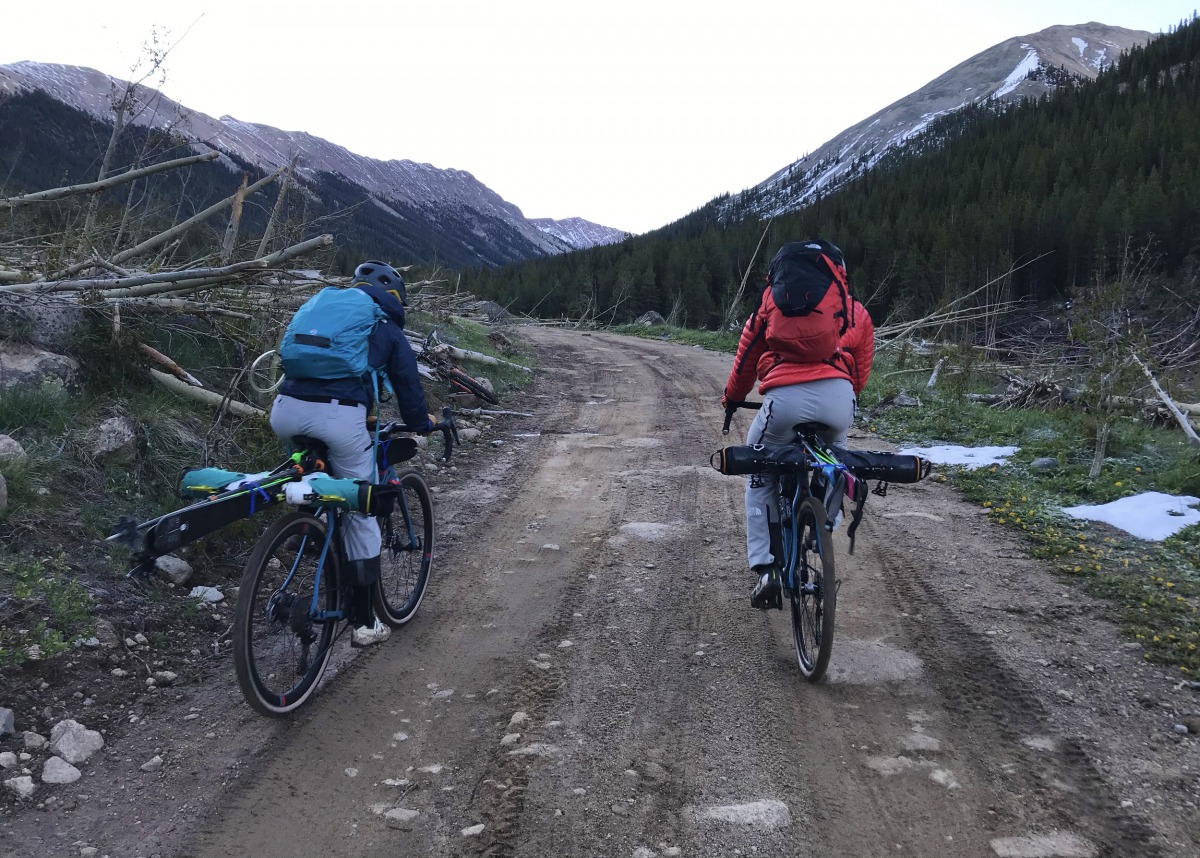 A mellow stretch of the road which varied from steeper rock crawly sections to relatively smooth dirt.