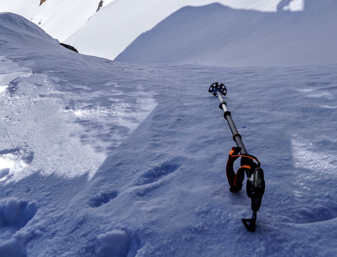 Atop another untracked Andean couloir. Note the firm factor, aspect was everything that day.