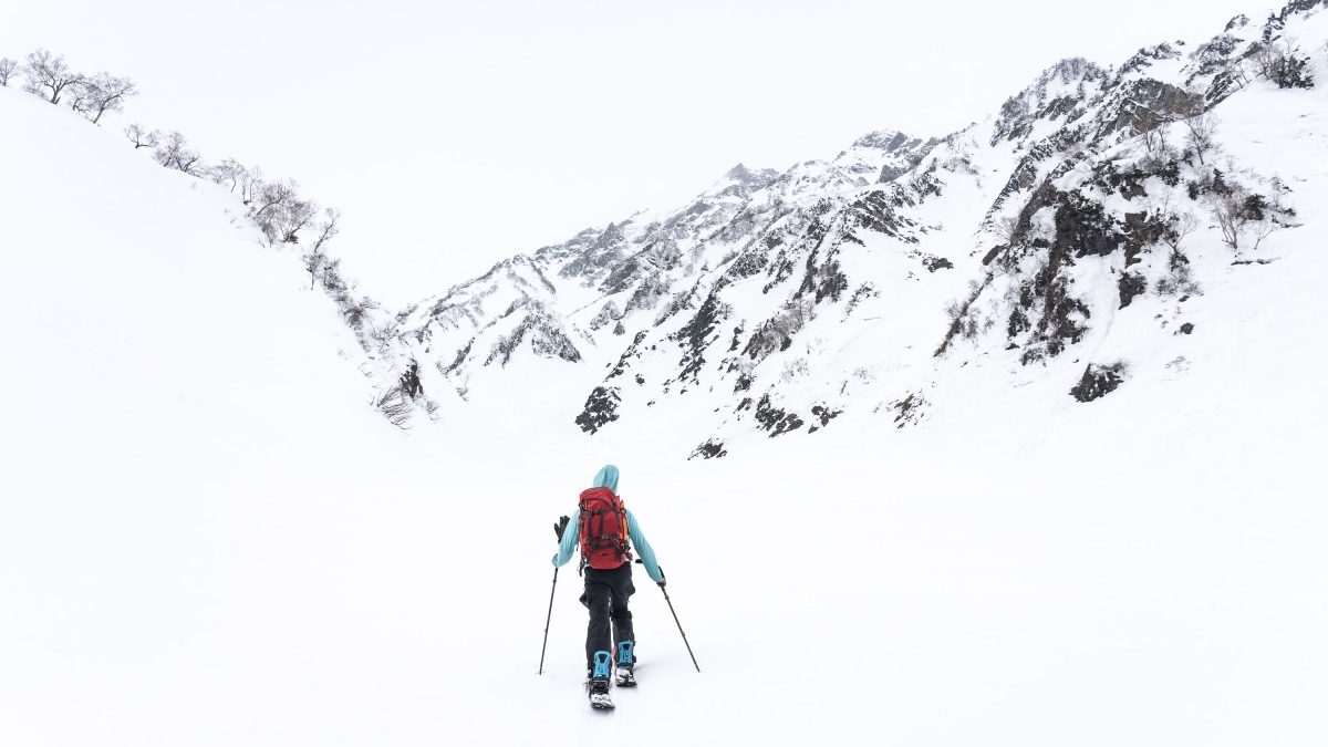Base Spark Surges gallop up Sarukura Sawa enroute to Shakushi Dake. Japanese Alps Photo: Rolland Miller