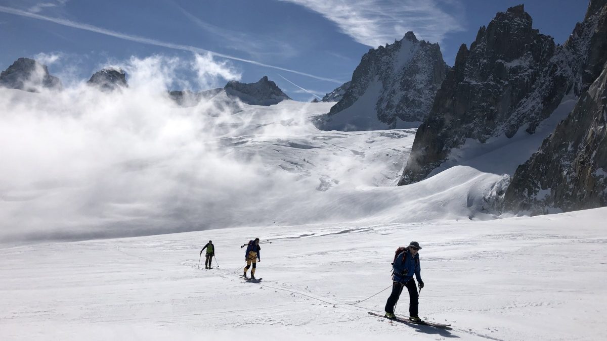 Glacier Travel on Skinny Rope Vallée Blanche: The RLP resisted moisture and lightened packs during testing in the Vallée Blanche this October.