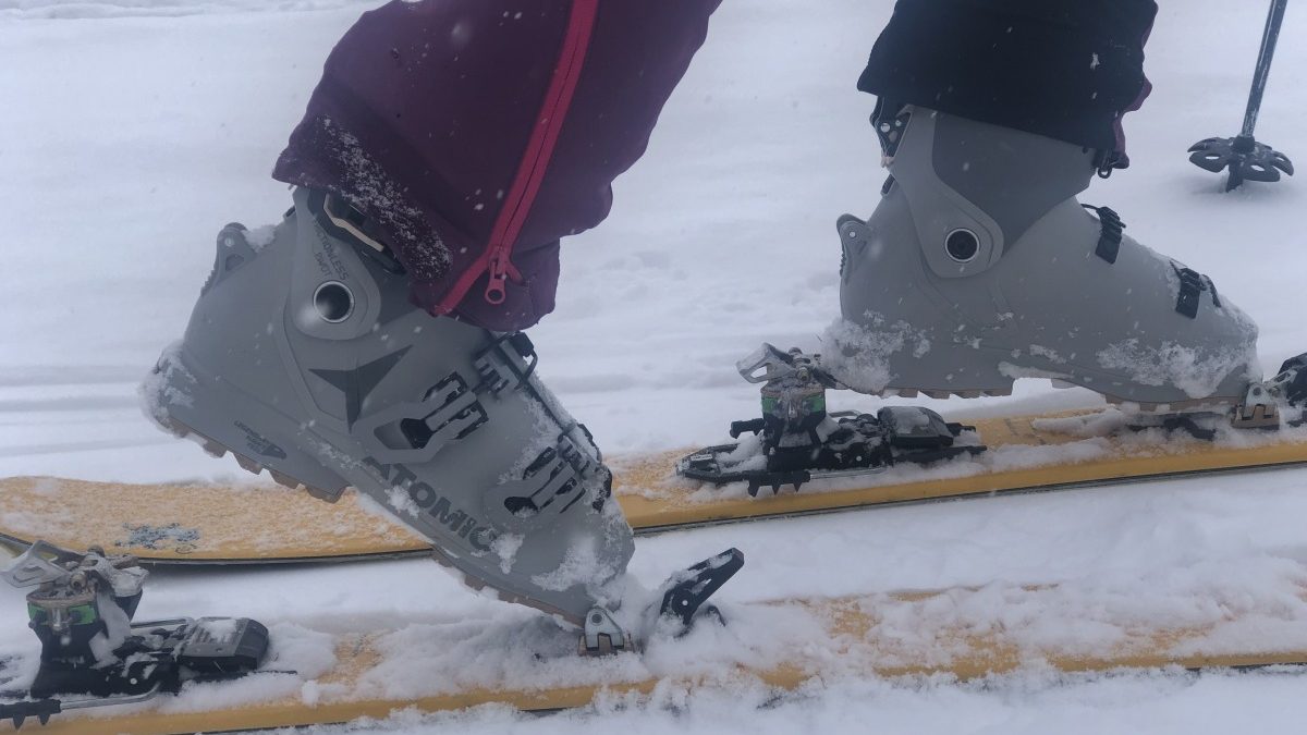 The Atomic Hawx Ultra XTD 115 W Tech touring boot is a suitable option for narrow-footed women who seek a balance of downhill and uphill performance, with slightly more emphasis on the downhill.
