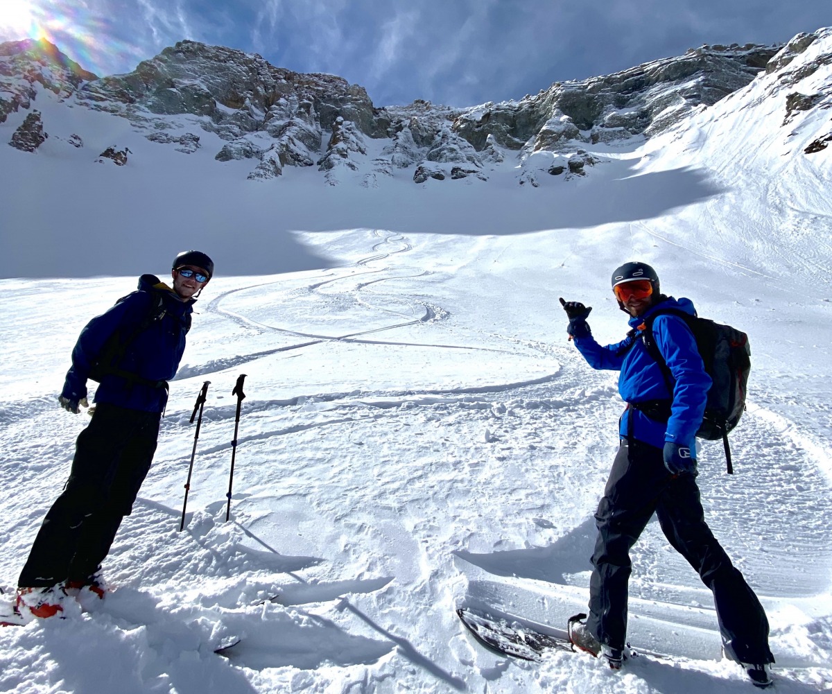 Jamie and Coop are psyched after a beautiful run with quality wind-rippled powder. The QST BLANKs devoured the ‘fast-pow’ conditions.