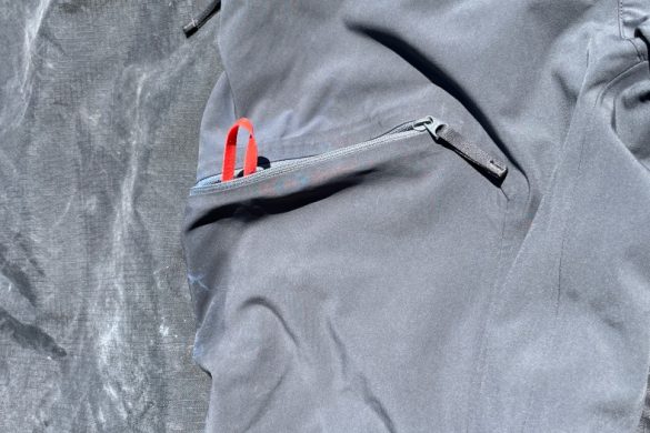 The Proclines offer an ample thigh pocket with a transceiver clip.