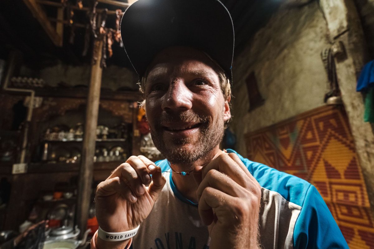 A new necklace for Böhm.