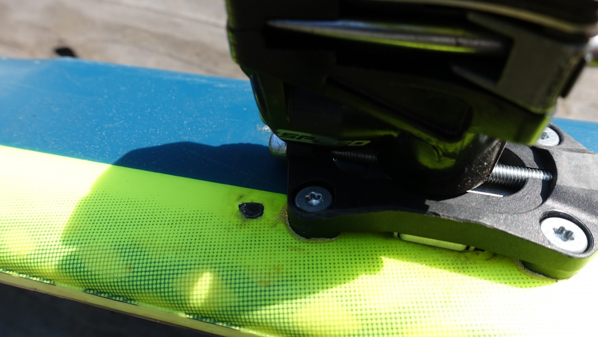 Heel unit- too many holes.