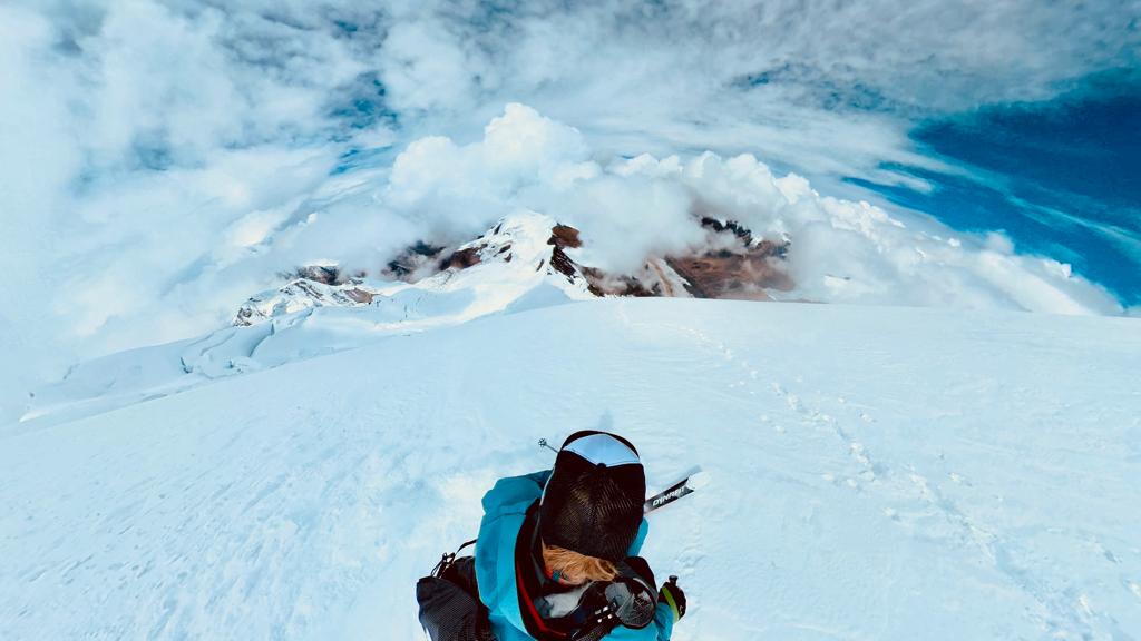 Bene with skis on the feet: Himlung Himal.