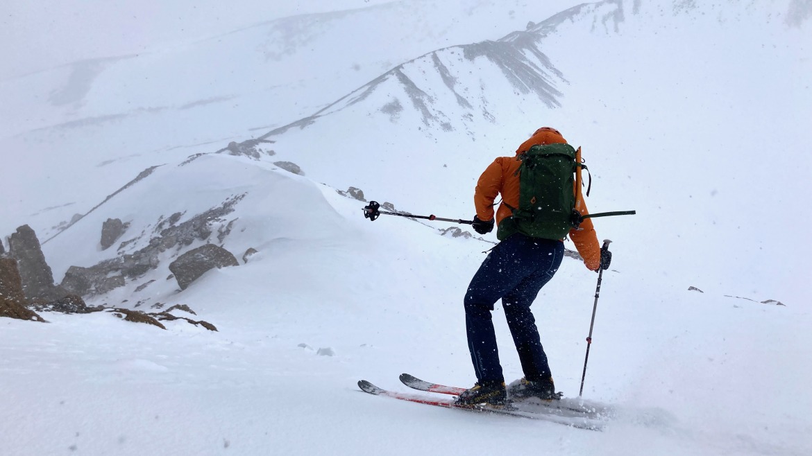 Boogie down with the perfect length ski.